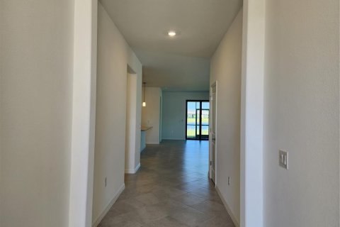 House in Fort Myers, Florida 4 bedrooms, 188.78 sq.m. № 2092308 - photo 5
