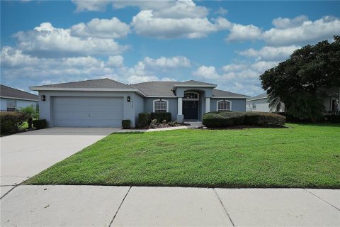 Villa ou maison à Lakeland, Floride 3 chambres, 173.54 m2 № 2359011