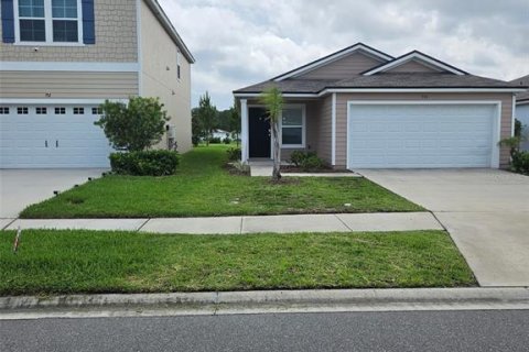 House in Bunnell, Florida 3 bedrooms, 130.25 sq.m. № 2205558 - photo 2