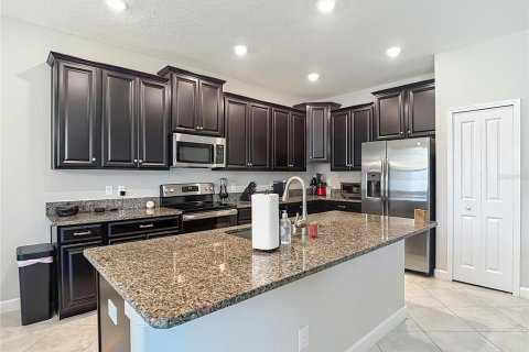 Villa ou maison à vendre à Wesley Chapel, Floride: 4 chambres, 234.95 m2 № 1852544 - photo 14