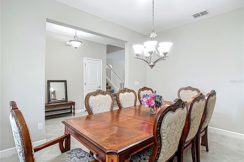 Villa ou maison à vendre à Wesley Chapel, Floride: 4 chambres, 234.95 m2 № 1852544 - photo 8