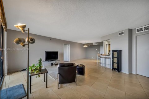 Copropriété à vendre à Aventura, Floride: 1 chambre, 102.56 m2 № 2084023 - photo 4