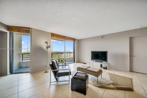 Copropriété à vendre à Aventura, Floride: 1 chambre, 102.56 m2 № 2084023 - photo 9