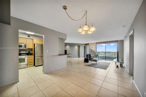 Copropriété à vendre à Aventura, Floride: 1 chambre, 102.56 m2 № 2084023 - photo 15
