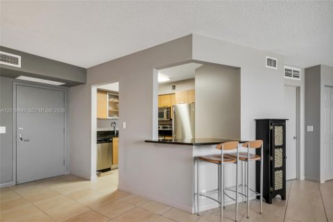 Copropriété à vendre à Aventura, Floride: 1 chambre, 102.56 m2 № 2084023 - photo 10
