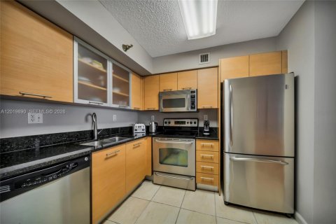 Copropriété à vendre à Aventura, Floride: 1 chambre, 102.56 m2 № 2084023 - photo 12