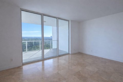 Apartment in North Miami, Florida 3 bedrooms, 182.74 sq.m. № 2180534 - photo 3