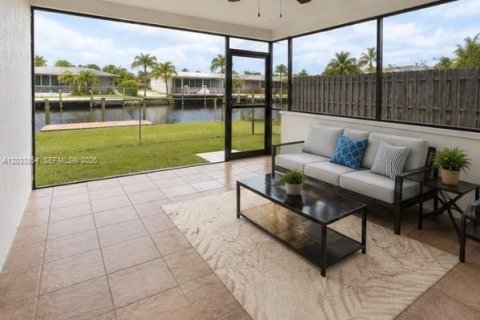 Casa en alquiler en Dania Beach, Florida, 4 dormitorios, 129.51 m2 № 2078058 - foto 16