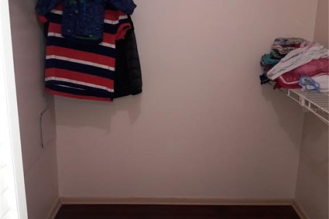 Снять в аренду кондоминиум в Брейдентон, Флорида 4 комнаты, 99.96м2, № 647125 - фото 9