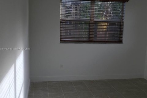 Condominio en venta en Doral, Florida, 2 dormitorios, 111.2 m2 № 2034382 - foto 7