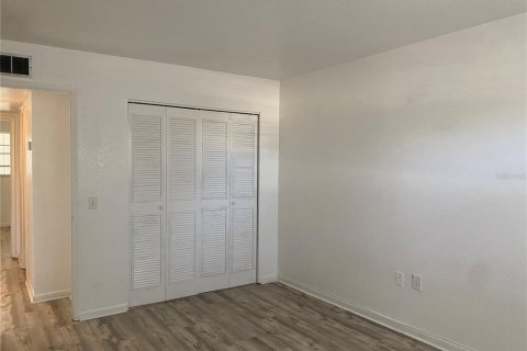 Condominio en alquiler en Largo, Florida, 2 dormitorios, 82.22 m2 № 1536804 - foto 7