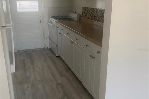 Condominio en alquiler en Largo, Florida, 2 dormitorios, 82.22 m2 № 1536804 - foto 17