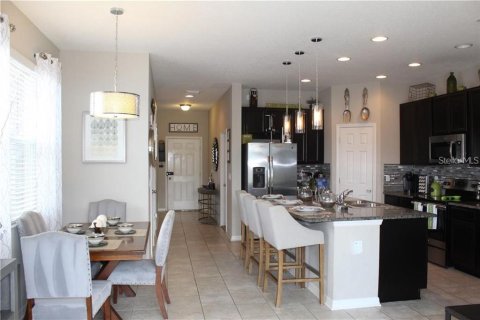Touwnhouse à vendre à Riverview, Floride: 3 chambres, 146.41 m2 № 2147818 - photo 5