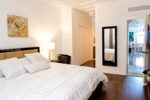 Купить кондоминиум в Майами, Флорида 3 спальни, 124.49м2, № 2087020 - фото 7