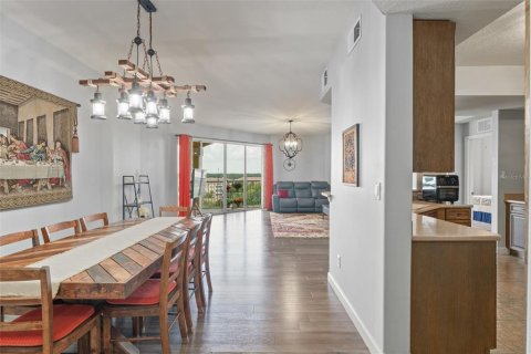 Condo in Orlando, Florida, 3 bedrooms  № 1853653 - photo 6