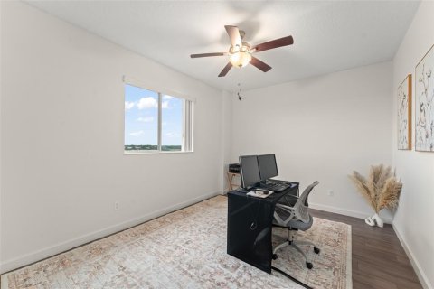Condo in Orlando, Florida, 3 bedrooms  № 1853653 - photo 30