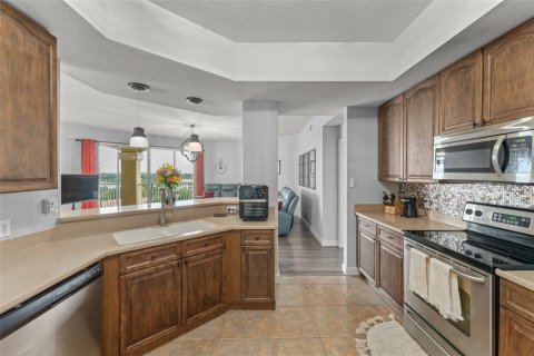 Condo in Orlando, Florida, 3 bedrooms  № 1853653 - photo 11