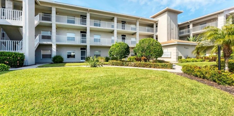 Condominio en Sarasota, Florida, 2 dormitorios № 2099119