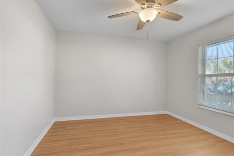Villa ou maison à vendre à Palm Coast, Floride: 4 chambres, 207.17 m2 № 1552486 - photo 5