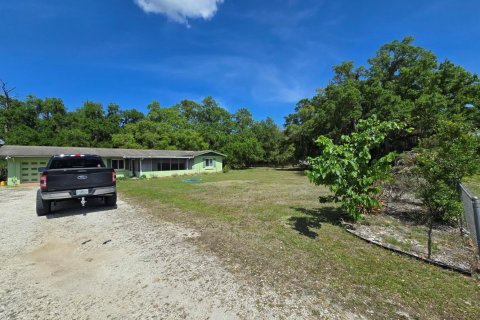 Villa ou maison à vendre à Fellsmere, Floride: 3 chambres, 154.03 m2 № 2077520 - photo 3