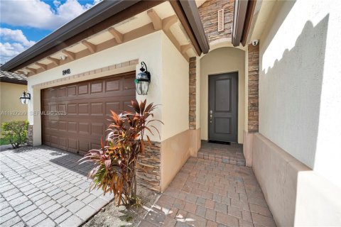 Casa en alquiler en Miami, Florida, 3 dormitorios, 171.31 m2 № 1986234 - foto 4