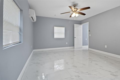 Villa ou maison à vendre à Lutz, Floride: 3 chambres, 107.77 m2 № 1899013 - photo 8