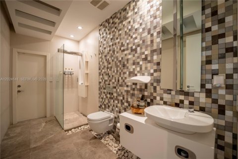 Купить виллу или дом в Дорал, Флорида 1 комната, 318.56м2, № 2146071 - фото 7