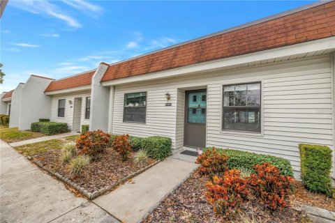 Casa en Seminole, Florida 2 dormitorios, 74.79 m2 № 2094112