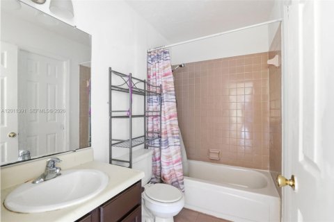 Commercial property in Okeechobee, Florida № 2075418 - photo 22