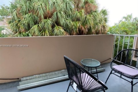 Condo in Hollywood, Florida, 2 bedrooms  № 2069170 - photo 21