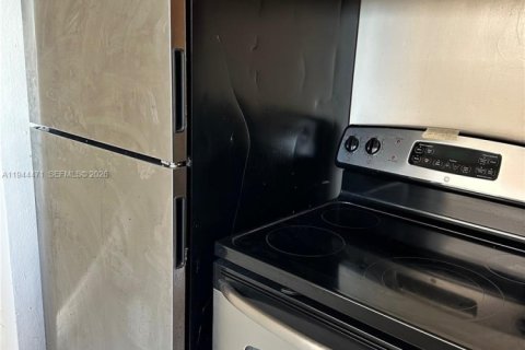 Снять в аренду виллу или дом в Майами, Флорида 2 спальни, 720.92м2, № 2005808 - фото 7