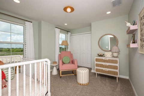 House in Punta Gorda, Florida 5 bedrooms, 210.14 sq.m. № 2211432 - photo 5