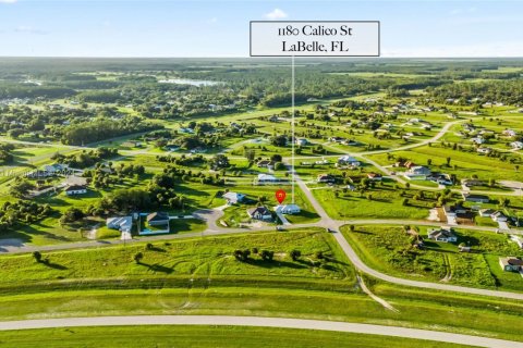House in LaBelle, Florida 3 bedrooms, 133.78 sq.m. № 1762479 - photo 6