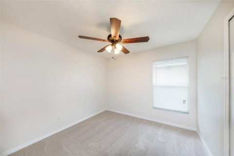 House in Orlando, Florida 3 bedrooms, 117.06 sq.m. № 2098208 - photo 6