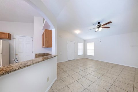 House in Orlando, Florida 3 bedrooms, 117.06 sq.m. № 2098208 - photo 3