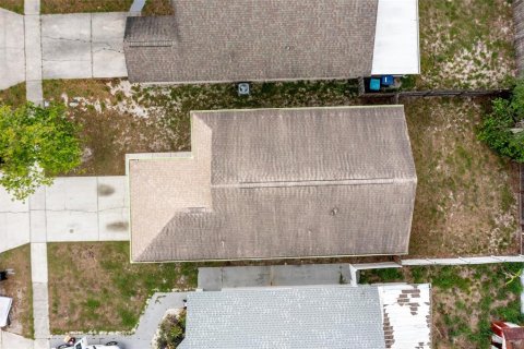 House in Orlando, Florida 3 bedrooms, 117.06 sq.m. № 2098208 - photo 12