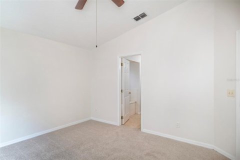 House in Orlando, Florida 3 bedrooms, 117.06 sq.m. № 2098208 - photo 8