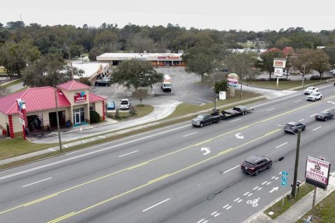 Commercial property in Belleview, Florida 2137.77 sq.m. № 1522350 - photo 10
