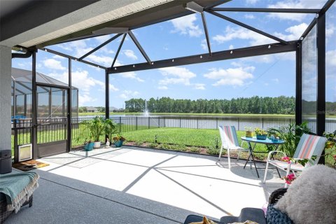 House in New Smyrna Beach, Florida 4 bedrooms, 208.01 sq.m. № 1840520 - photo 26