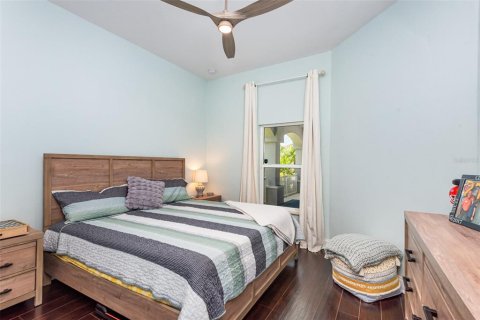 House in New Smyrna Beach, Florida 4 bedrooms, 208.01 sq.m. № 1840520 - photo 20