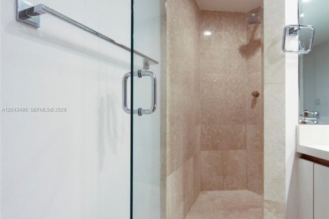 Снять в аренду кондоминиум в Майами, Флорида 2 спальни, 192.31м2, № 2145842 - фото 22