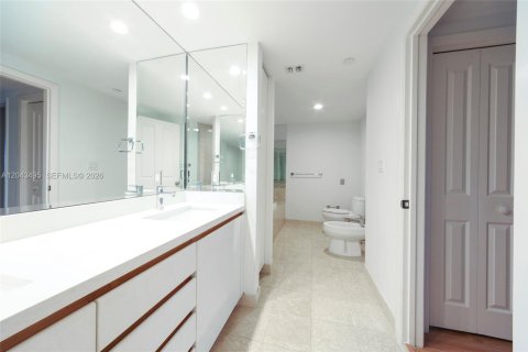 Снять в аренду кондоминиум в Майами, Флорида 2 спальни, 192.31м2, № 2145842 - фото 17