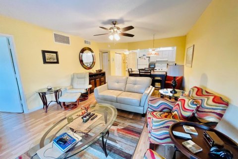 Condominio en venta en Pompano Beach, Florida, 2 dormitorios, 81.75 m2 № 2189663 - foto 10