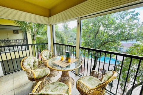 Condominio en venta en Pompano Beach, Florida, 2 dormitorios, 81.75 m2 № 2189663 - foto 4