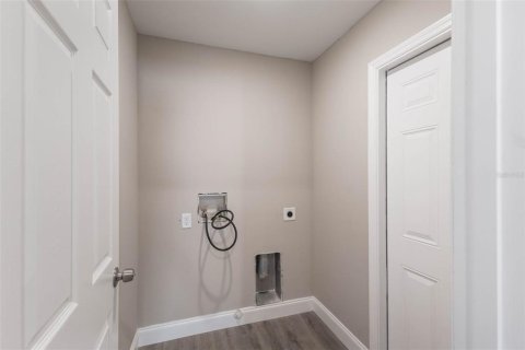 House in Deltona, Florida 3 bedrooms, 121.61 sq.m. № 1750625 - photo 26