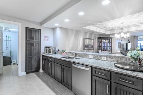 Condo in Punta Gorda, Florida, 2 bedrooms  № 1786844 - photo 8