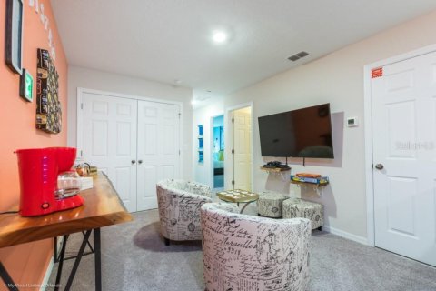 Adosado en venta en Kissimmee, Florida, 5 dormitorios, 213.12 m2 № 1849418 - foto 17