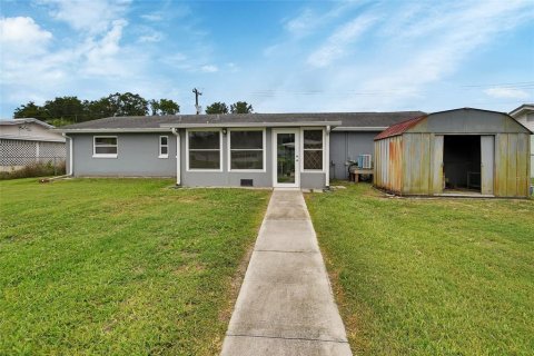 House in Astor, Florida 3 bedrooms, 120.77 sq.m. № 2132214 - photo 28