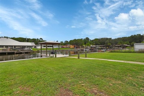 House in Astor, Florida 3 bedrooms, 120.77 sq.m. № 2132214 - photo 27