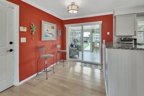 House in Astor, Florida 3 bedrooms, 120.77 sq.m. № 2132214 - photo 8